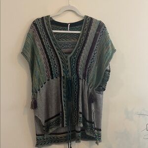 Free People‎ Moonlit Path Pullover Poncho Sweater Bohemian Boho Cozy Gray S